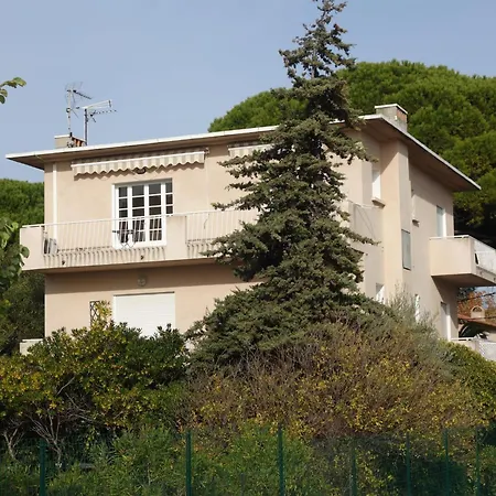 Les Trois A By Interhome Appartement